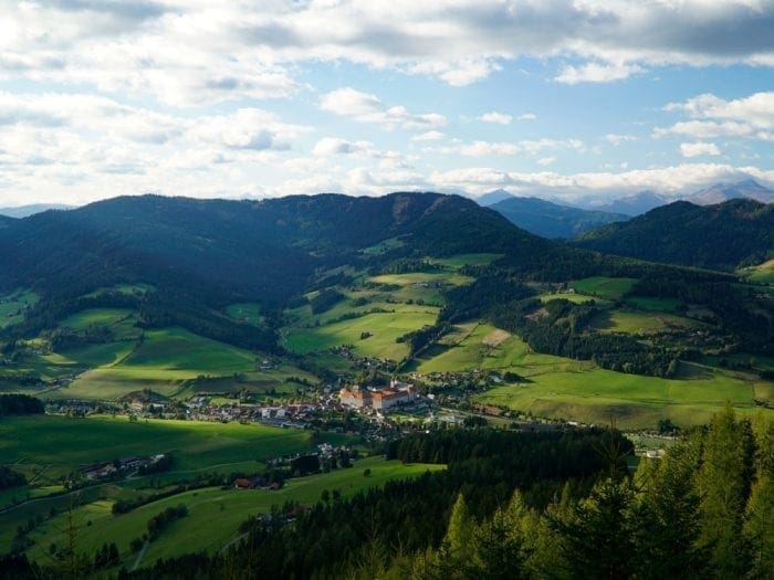 Blick ins Tal nach St. Lamprecht Steiermark